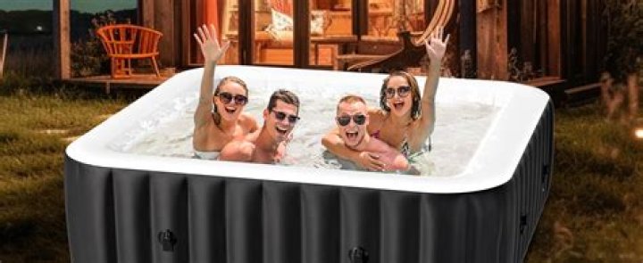 Are hot tubs good for dementia?