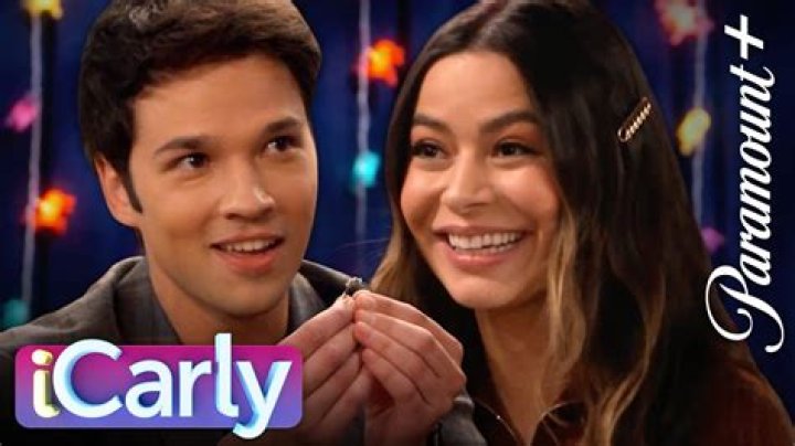 Are Joey and Carly dating?