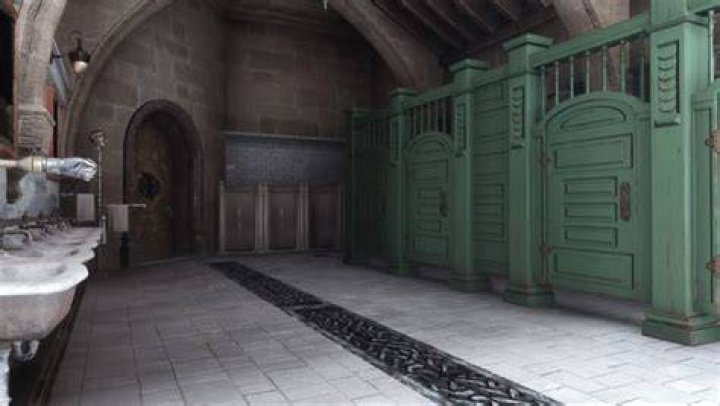 Are there toilets in Harry Potter?