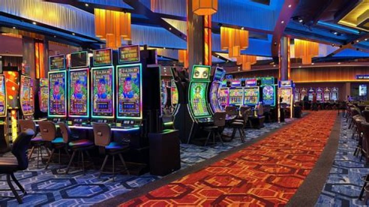 Can a casino owner gamble at their own casino?