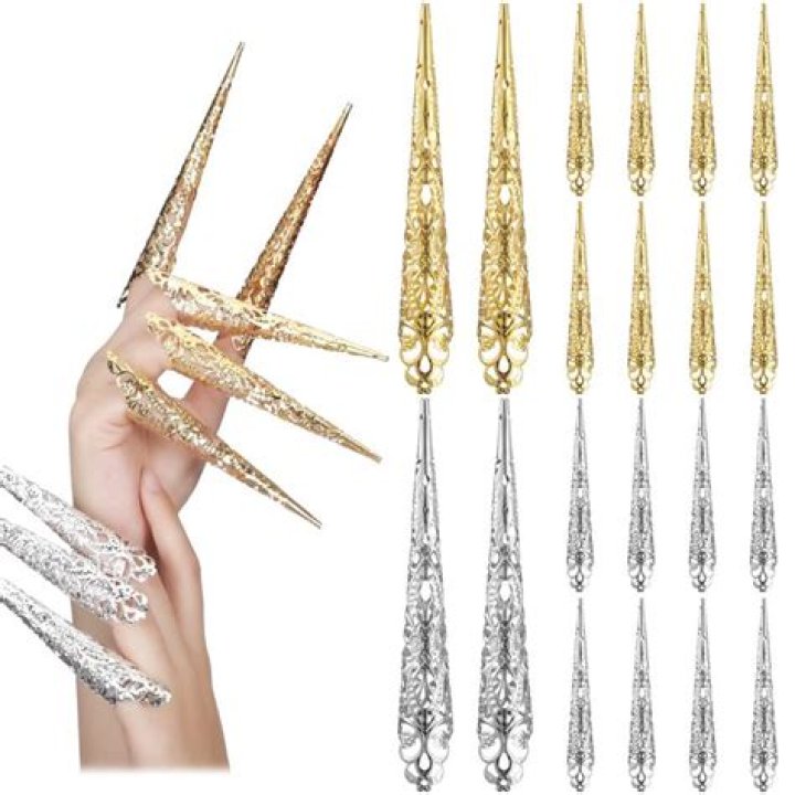 Can a fingernail scratch gold?