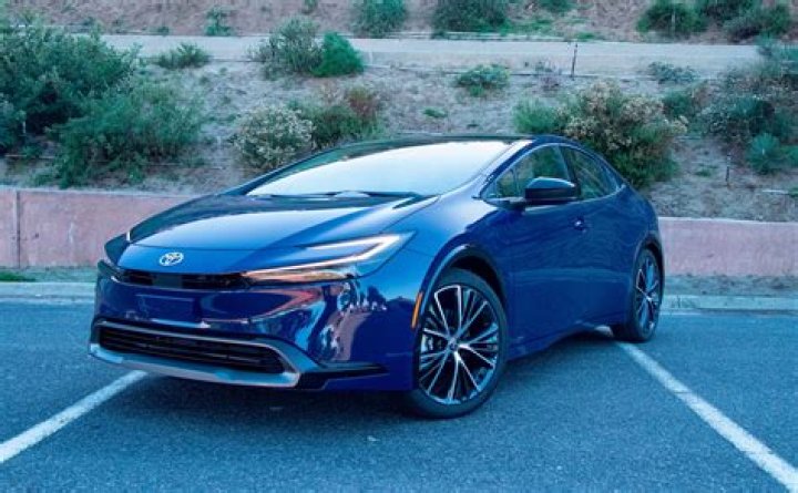 Can a hybrid car electrocute you?