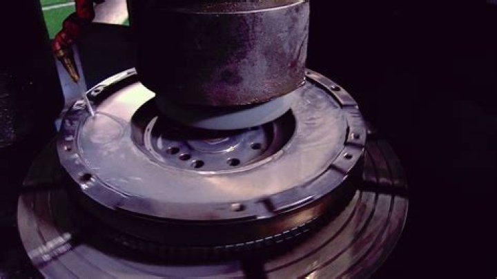 Can flywheels be resurfaced?