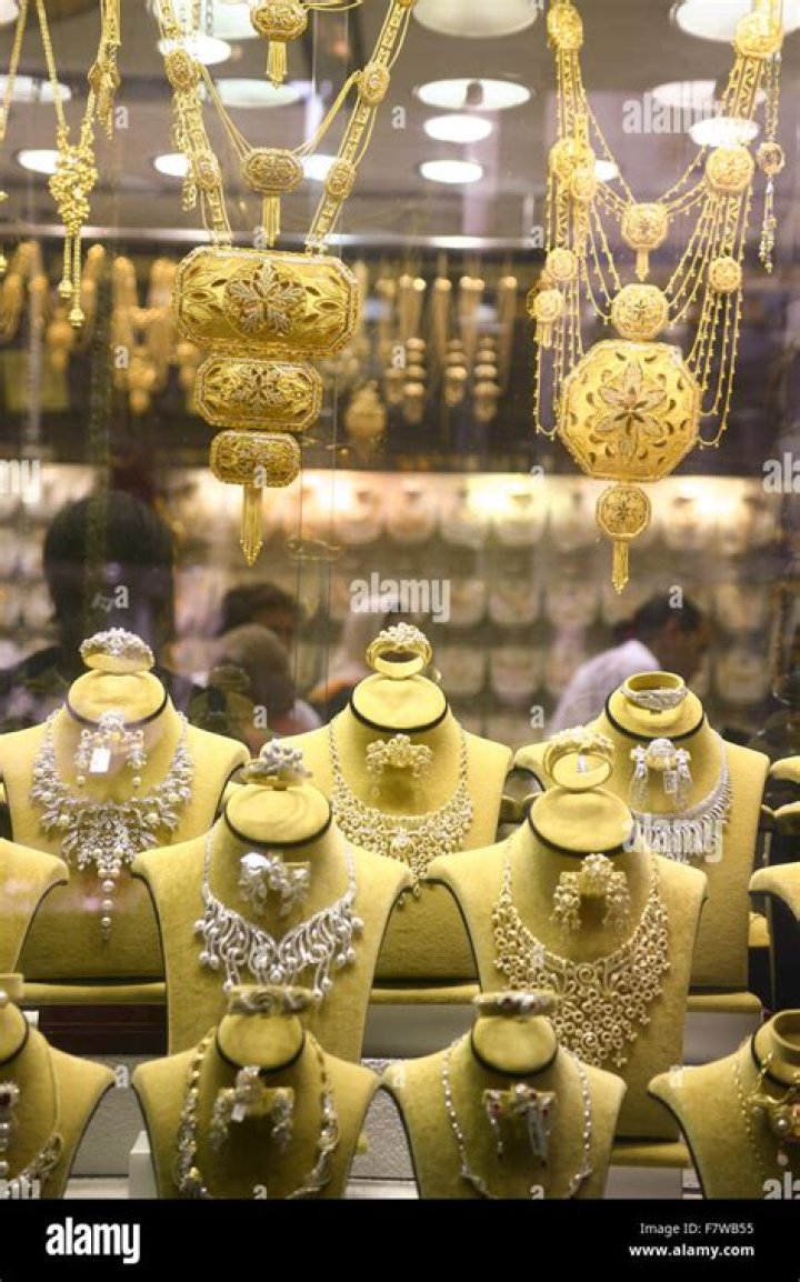 Can I bring gold from Dubai to USA?