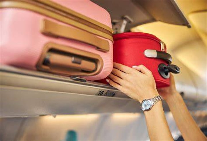 Can I carry cash in hand luggage?