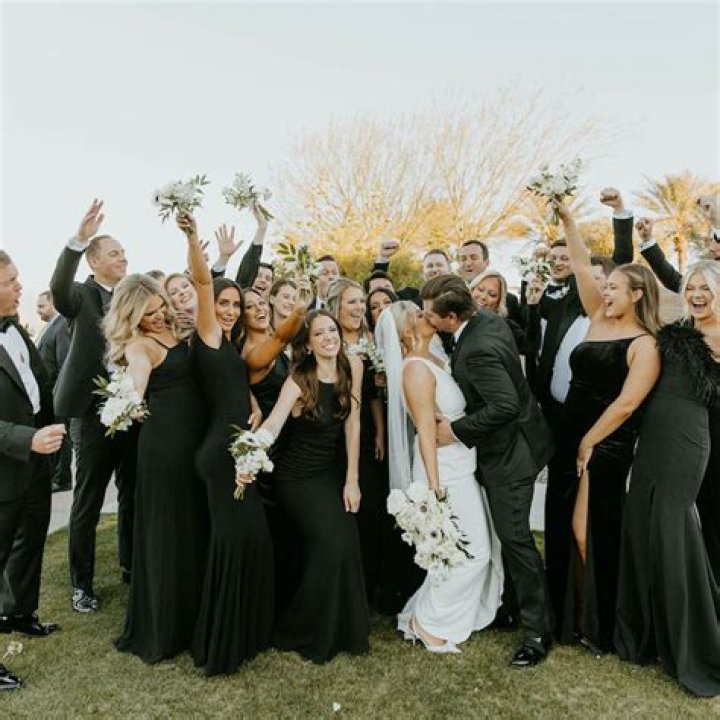 Can I wear black to wedding?