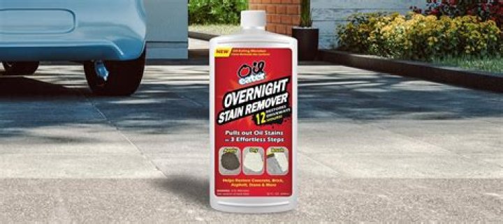 Can Pine Sol remove oil stains from concrete?
