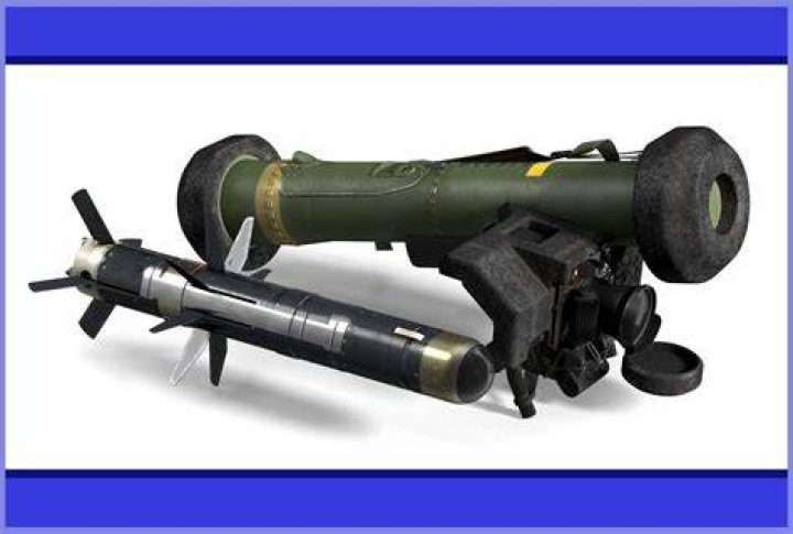 Can the Javelin hit a moving tank?