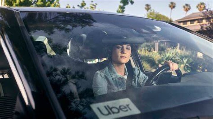 Can Uber driver see my name?