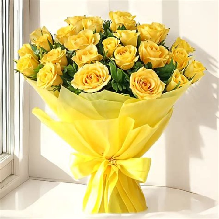 Can yellow roses mean love?