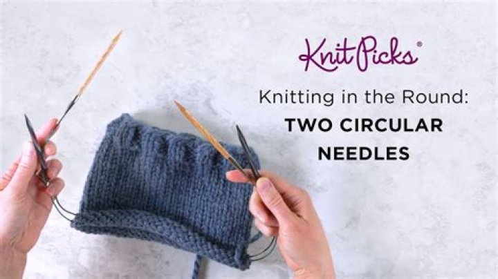 Can you knit a circle with straight needles?