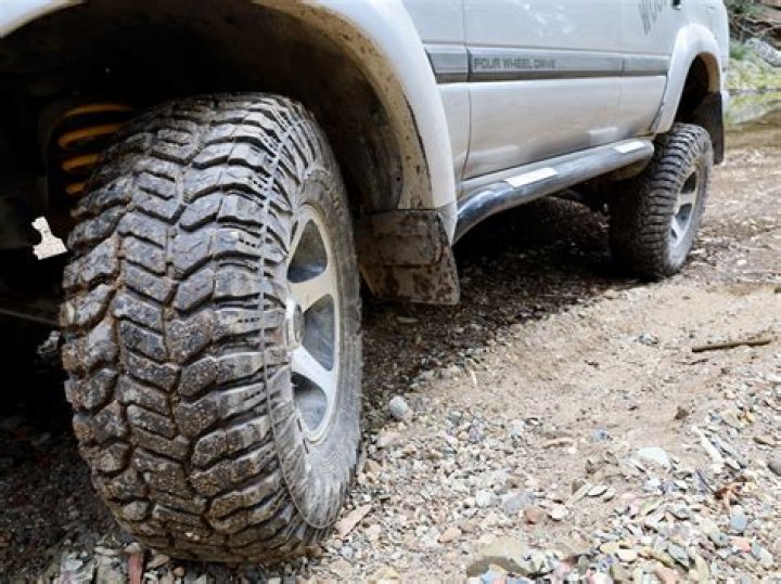 Can you put LT tires on P?
