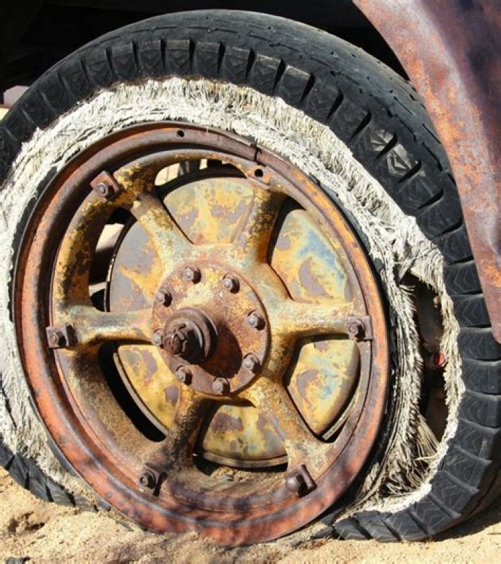Can you save dry rotted tires?