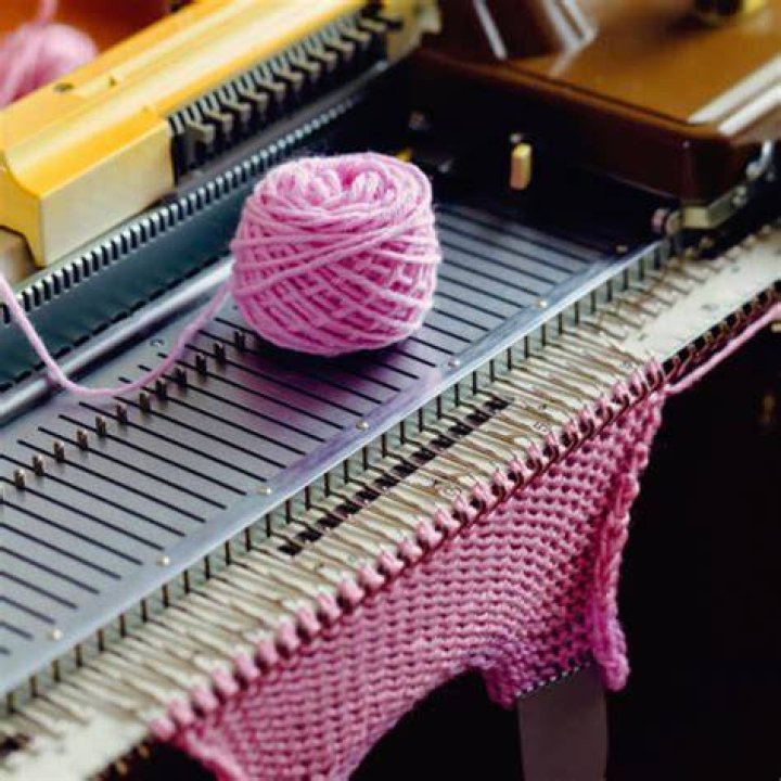 Can you use any yarn in knitting machine?