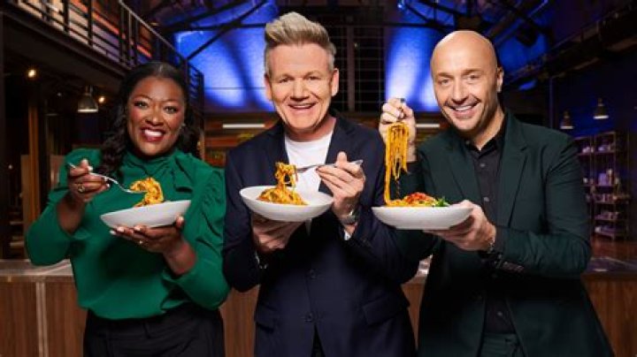 Did Gordon Ramsay fly a B25 on Masterchef?