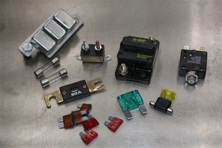 Do heaters have fuses?