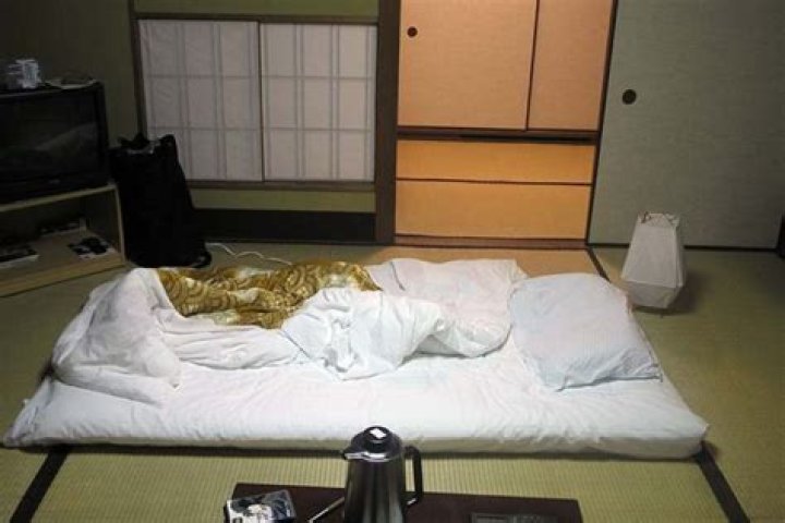 Do Japanese people sleep on the floor?