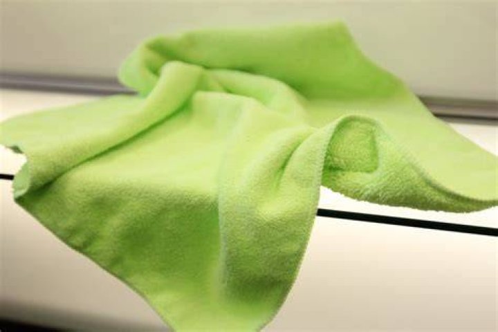Do microfiber towels leave scratches?
