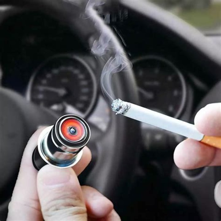 Do modern cars still have cigarette lighters?