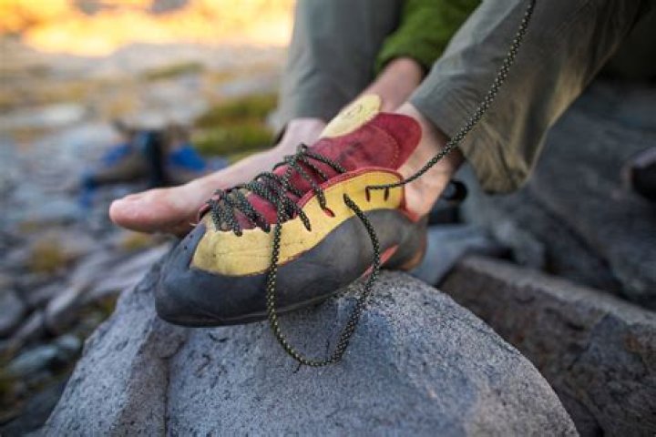 Do rock climbing shoes damage your feet?