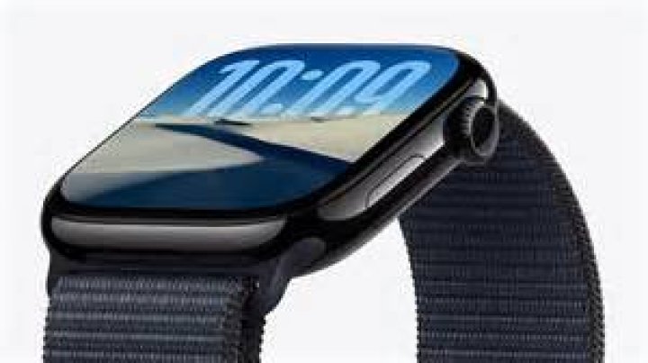 Does Apple Watch listen to conversations?