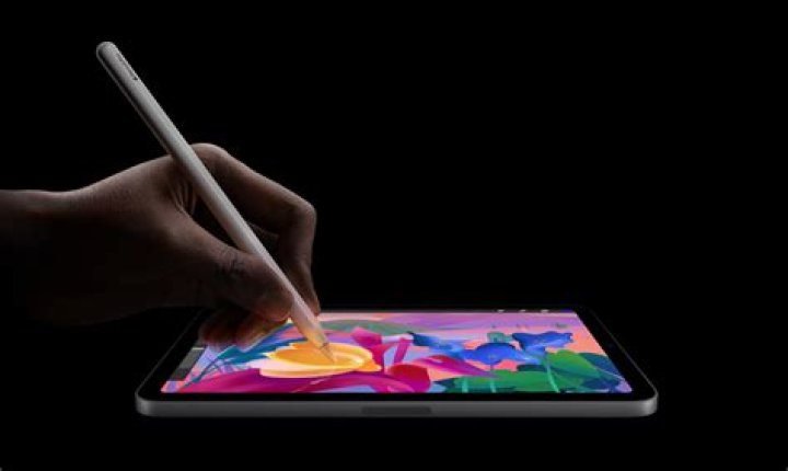 Does iPad 7 support Apple Pencil?
