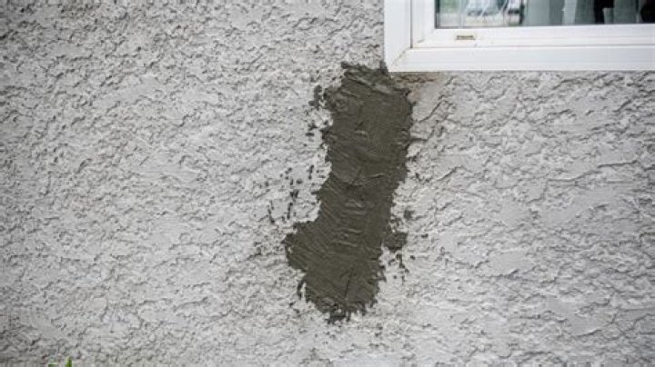 Does stucco help insulating homes?