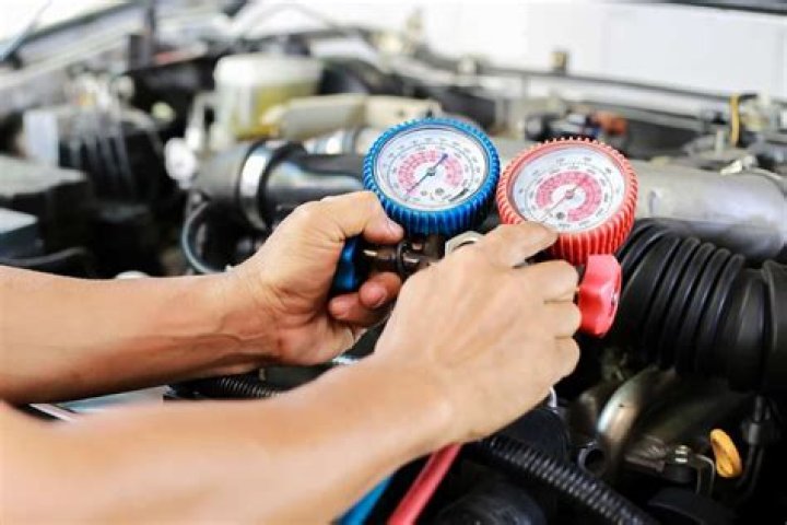 How do I know when my car needs Freon?