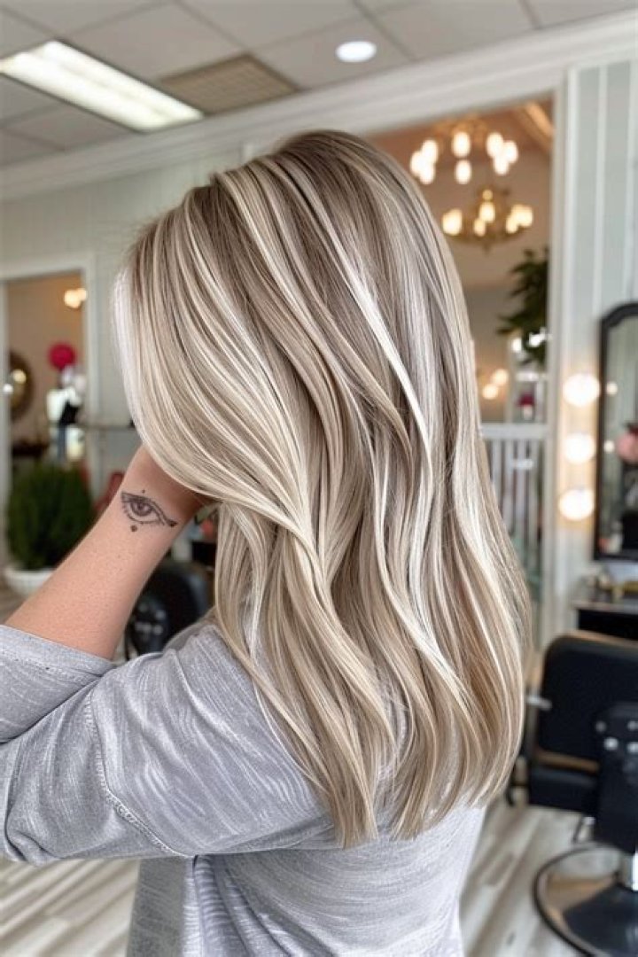 How do you maintain blonde highlighted hair?