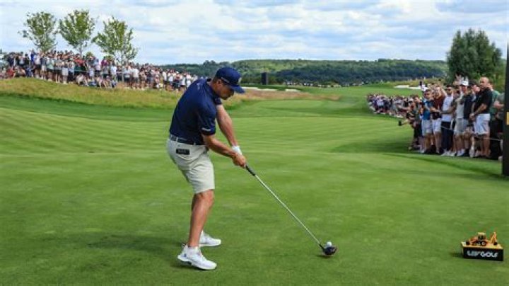 How far was Bryson DeChambeau drive?