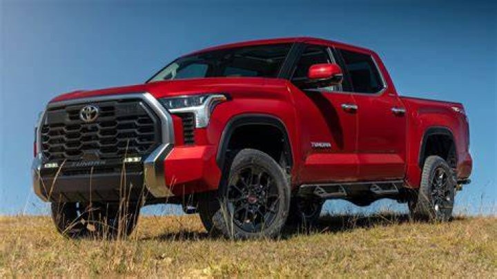 How many MPG will the hybrid Tundra get?