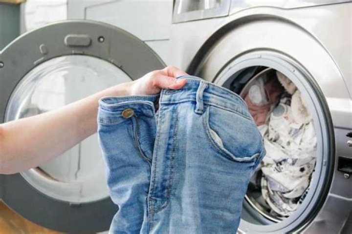 How many times can you wear jeans before washing?