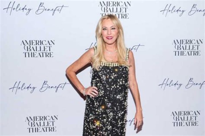 How much did Sutton get in her divorce?