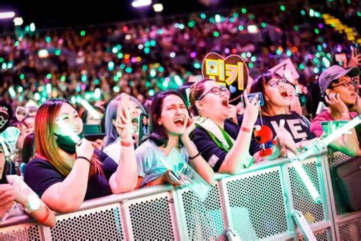 How much do K-pop fans spend?