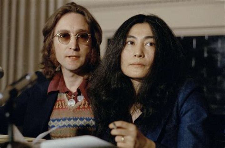 How much money did Yoko Ono get from John Lennon?