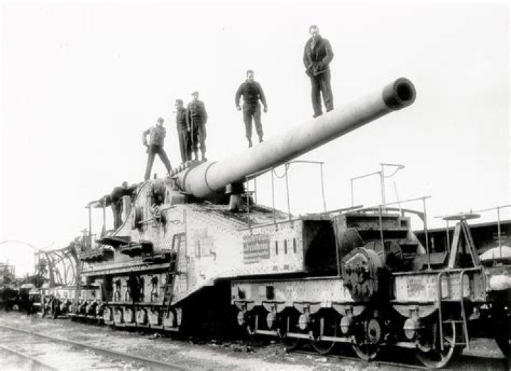 How was the Gustav gun destroyed?