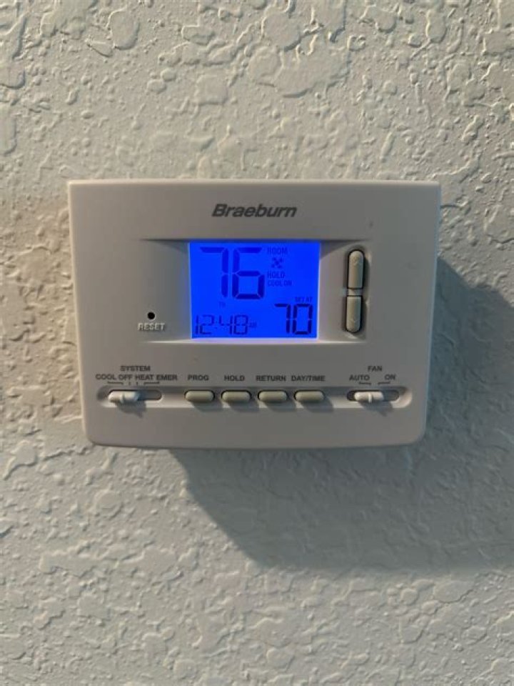 Is 76 degrees hot for a house?