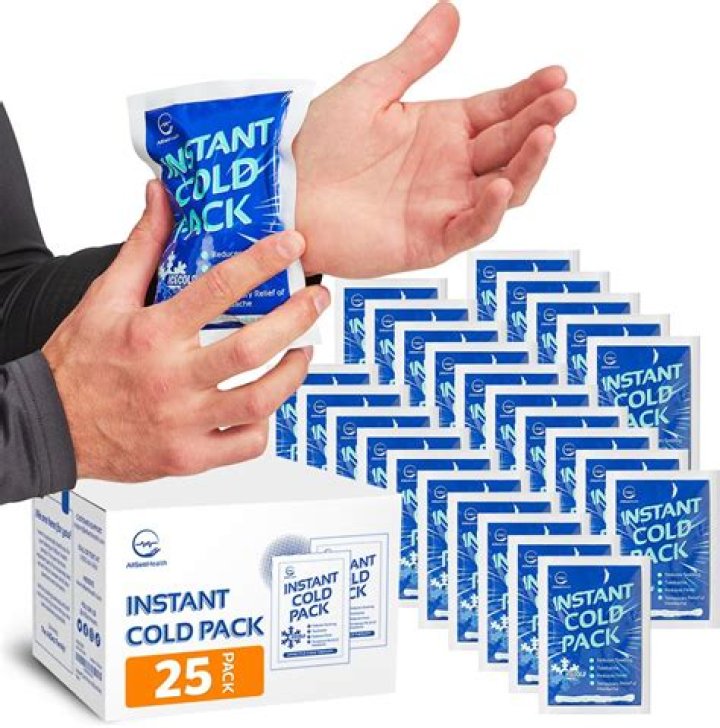Is cold compress good for blood clot?