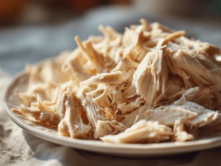 What bacteria Cannot be killed by cooking?