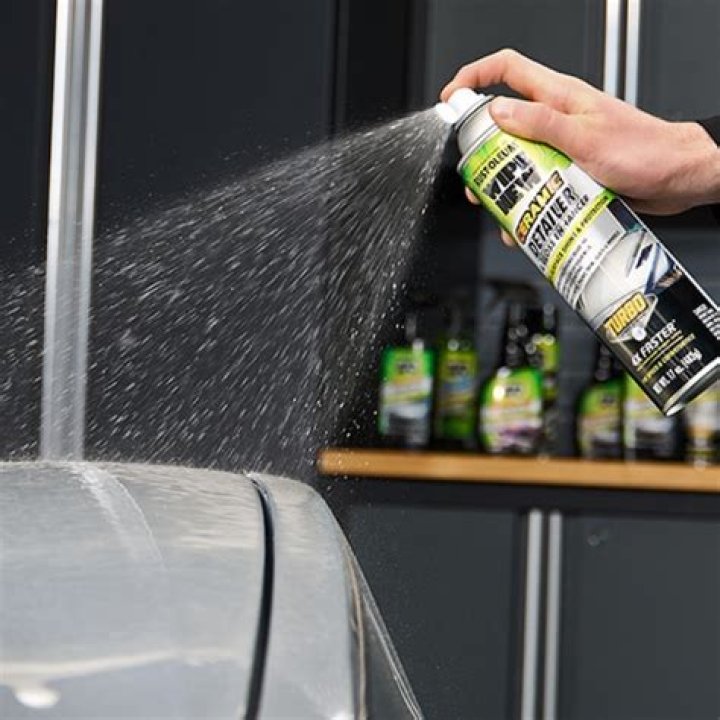 What cleaner is safe for car exterior?