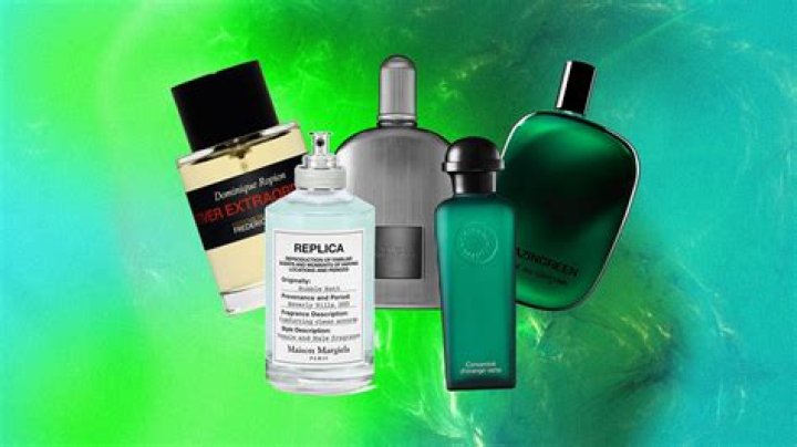 What do you put in a fragrance lamp?