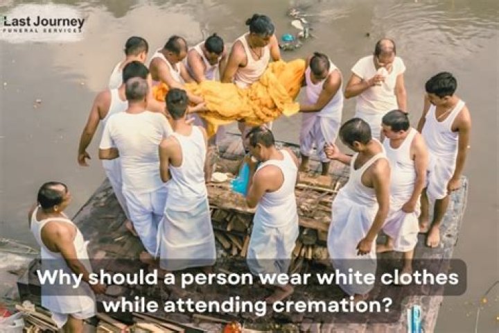 What does wearing white to a funeral mean?