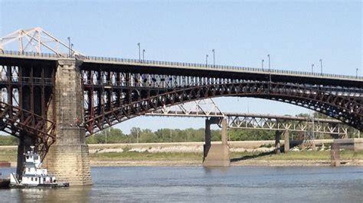What Illinois bridge is the scariest?