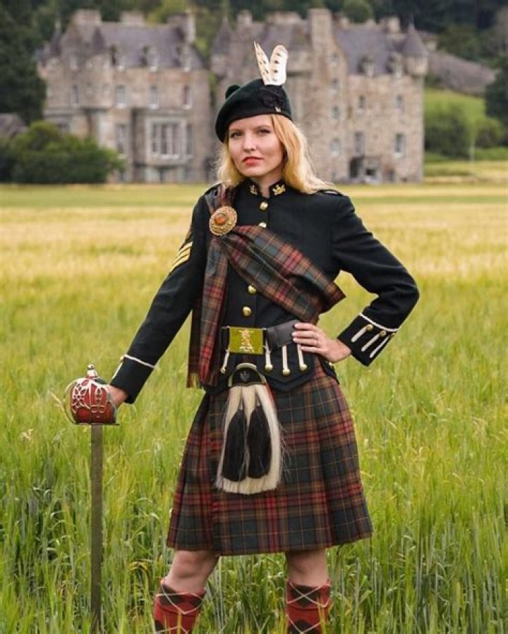 What is a Scottish wife called?
