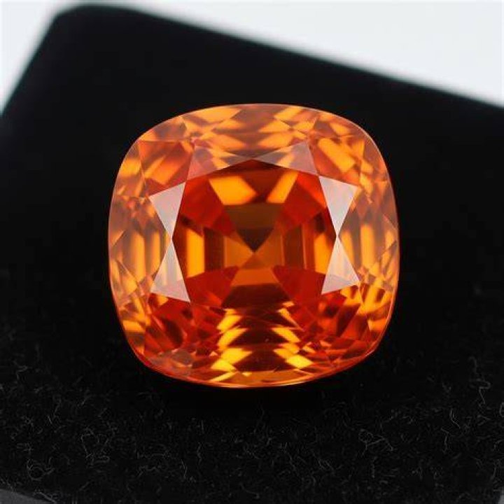 What is orange sapphire?