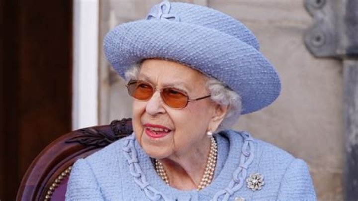What is Queen Elizabeth's phone number?
