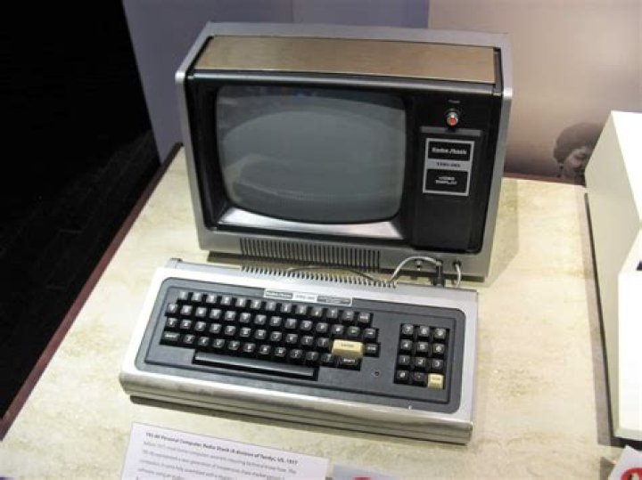 What is the oldest PC that can run Windows 10?