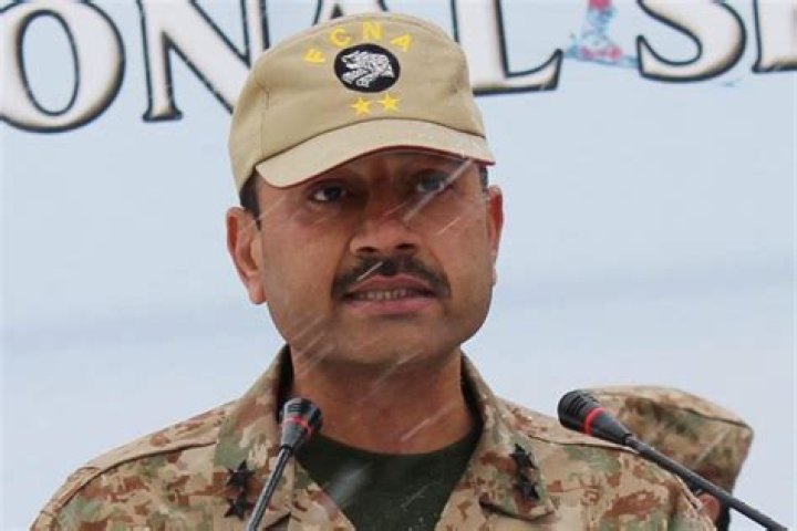 What is the price of Pakistan Army?