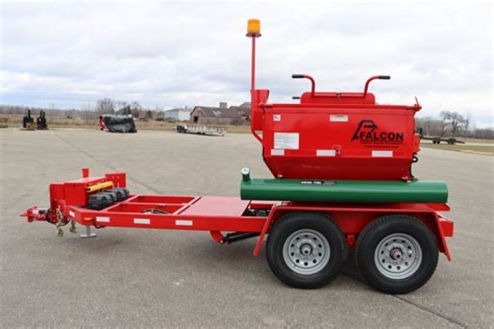 What size trailer is best for hot shot trucking?