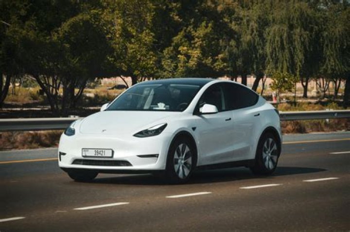 What sound system does Tesla use?